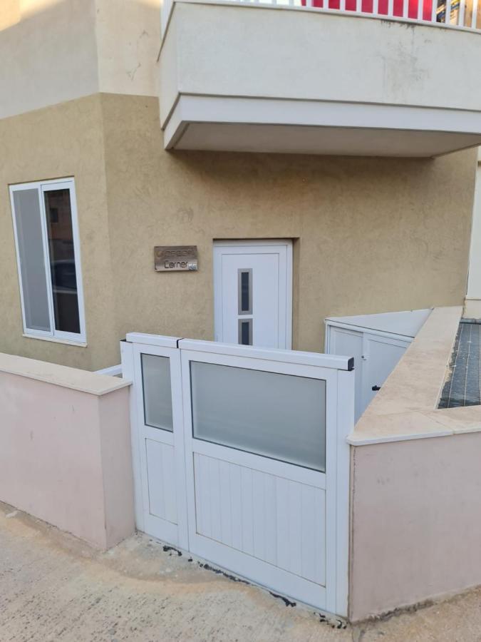 Crescent Corner Apartment St. Paul's Bay Exterior foto