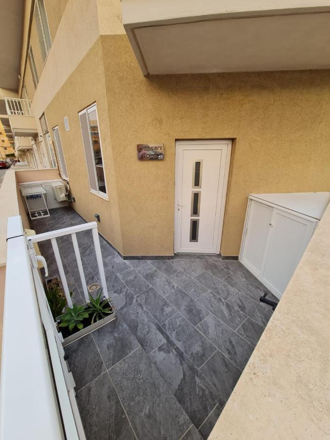 Crescent Corner Apartment St. Paul's Bay Exterior foto